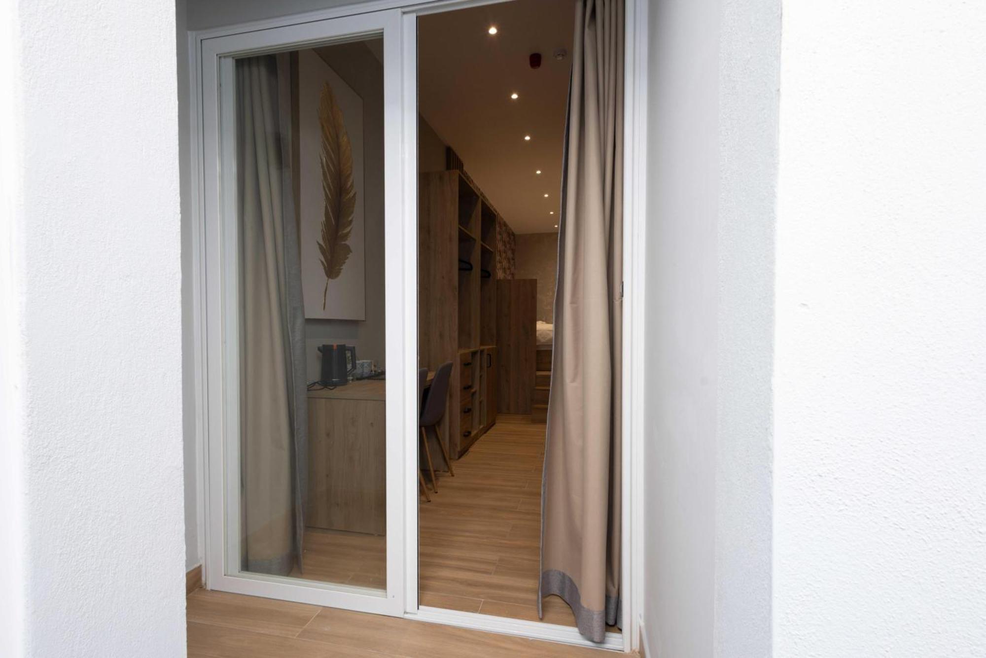 University Boutique Rooms Мсида Екстериор снимка