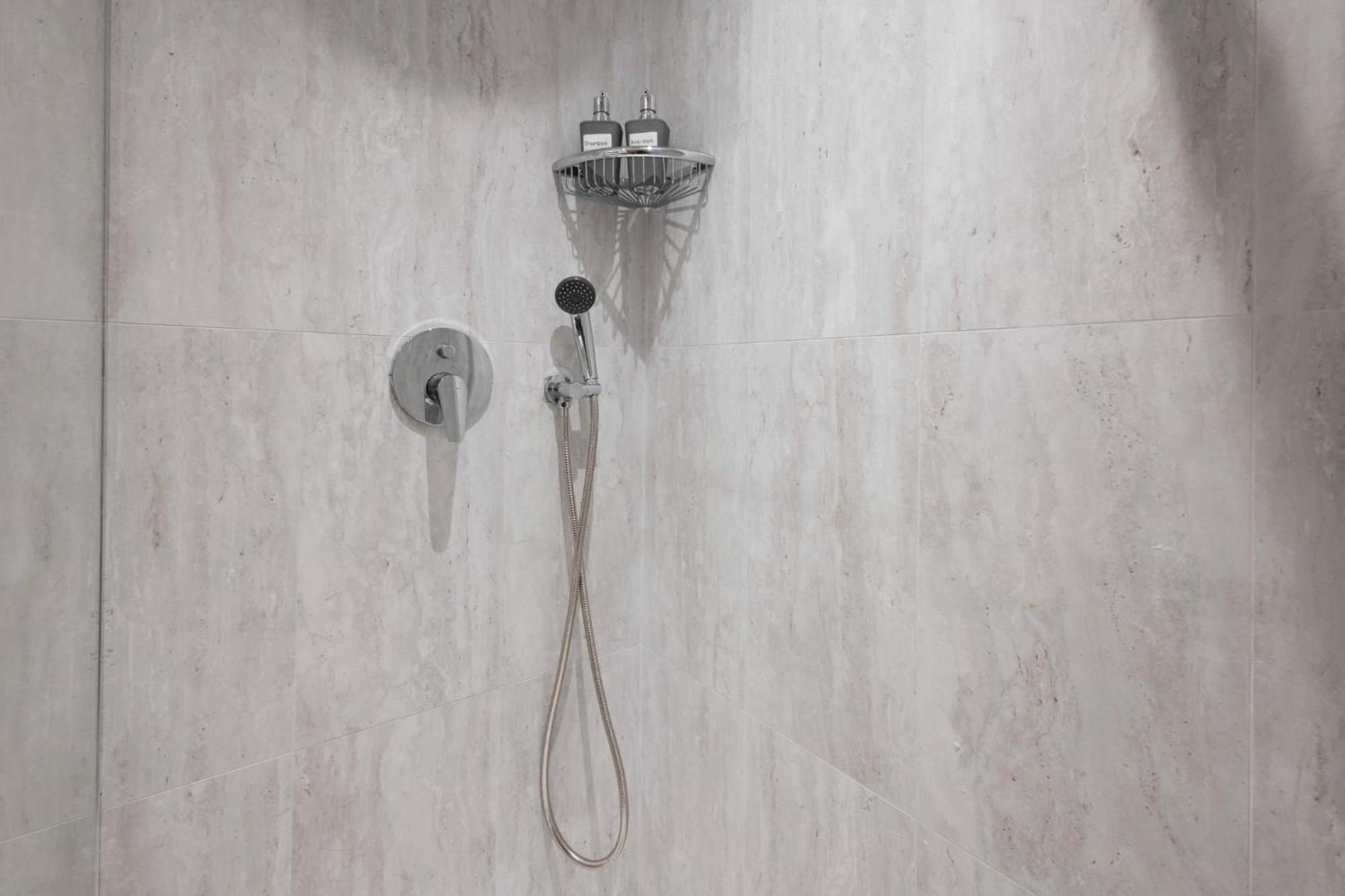 University Boutique Rooms Мсида Екстериор снимка