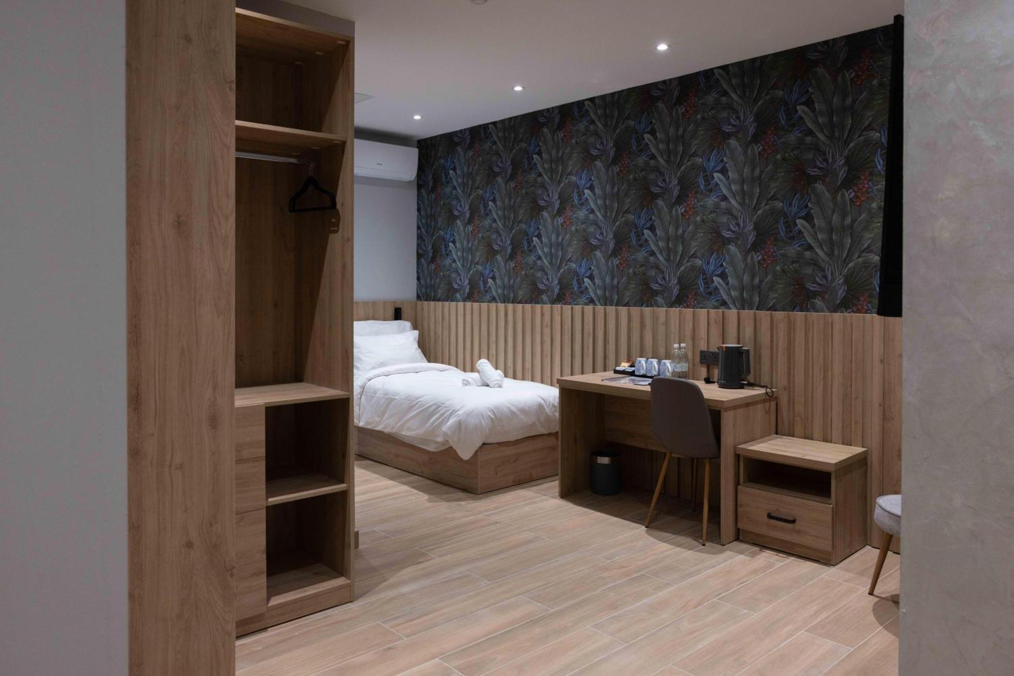 University Boutique Rooms Мсида Екстериор снимка